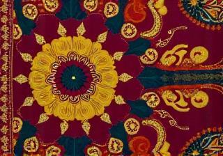 Traditional Indian textile motif representing Vastra Viraasat's heritage